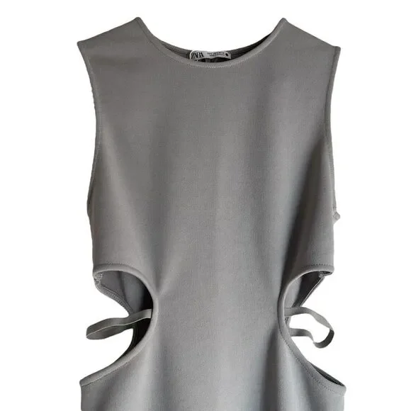 Zara | Midi Bodycon Cutout Dress - Picture 6 of 10